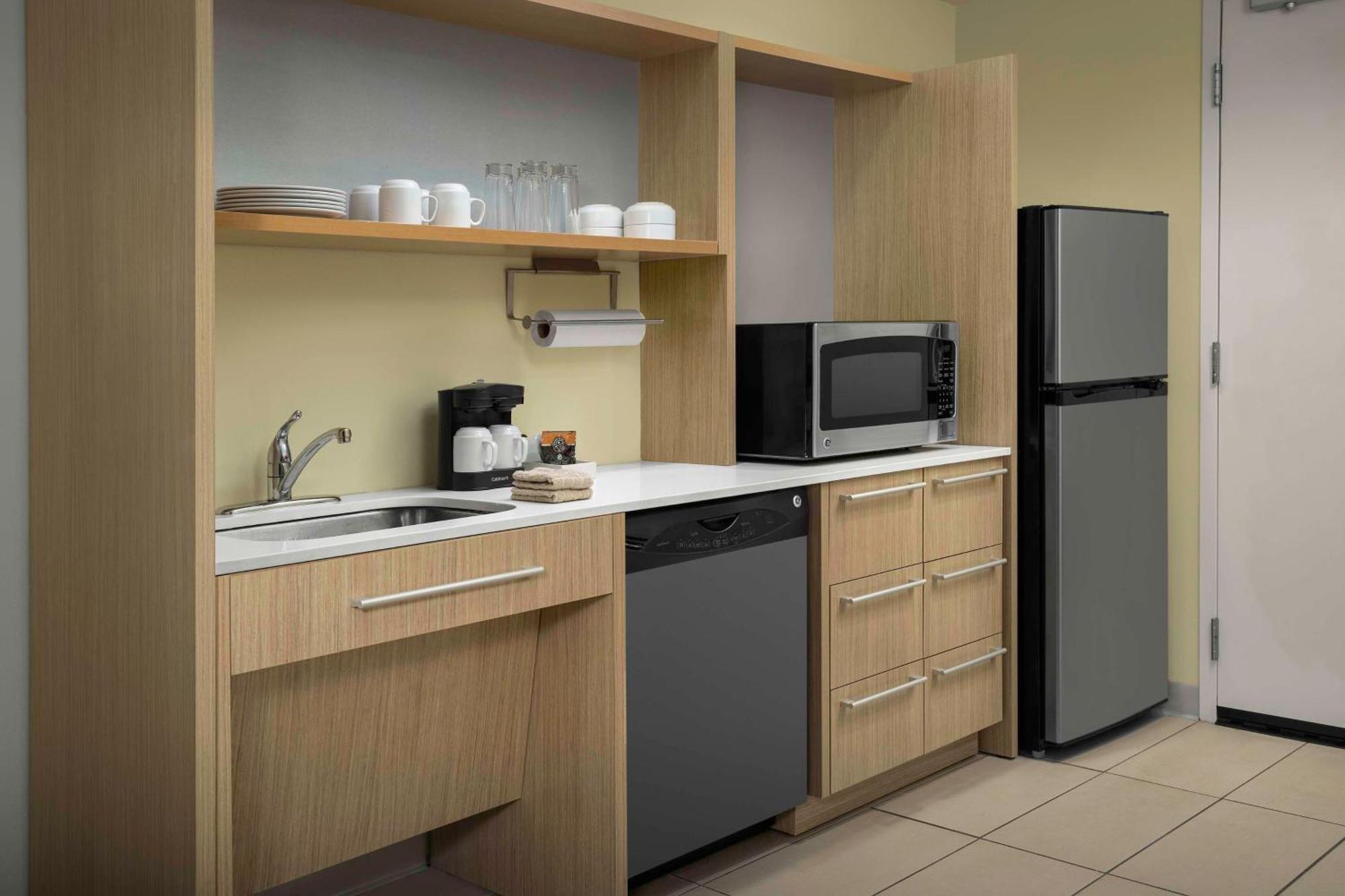 Home2 Suites By Hilton Съмървил Екстериор снимка